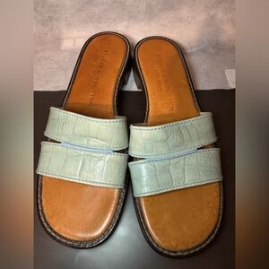 Stubbs & Wootton Mint Croc-Embossed Slides Sz 6